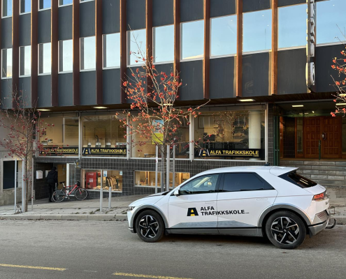 Våre biler for kjøreopplæring i Tromsø Vår bil for kjøreopplæring i Tromsø